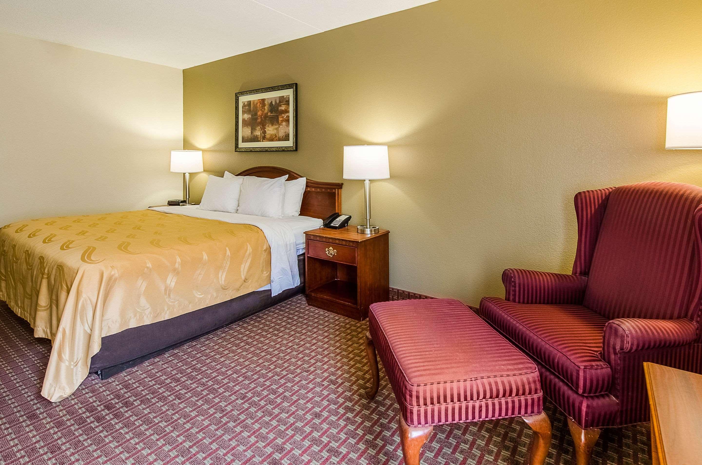 Quality Inn & Suites Lexington Near I-64 And I-81 Timber Ridge Екстер'єр фото