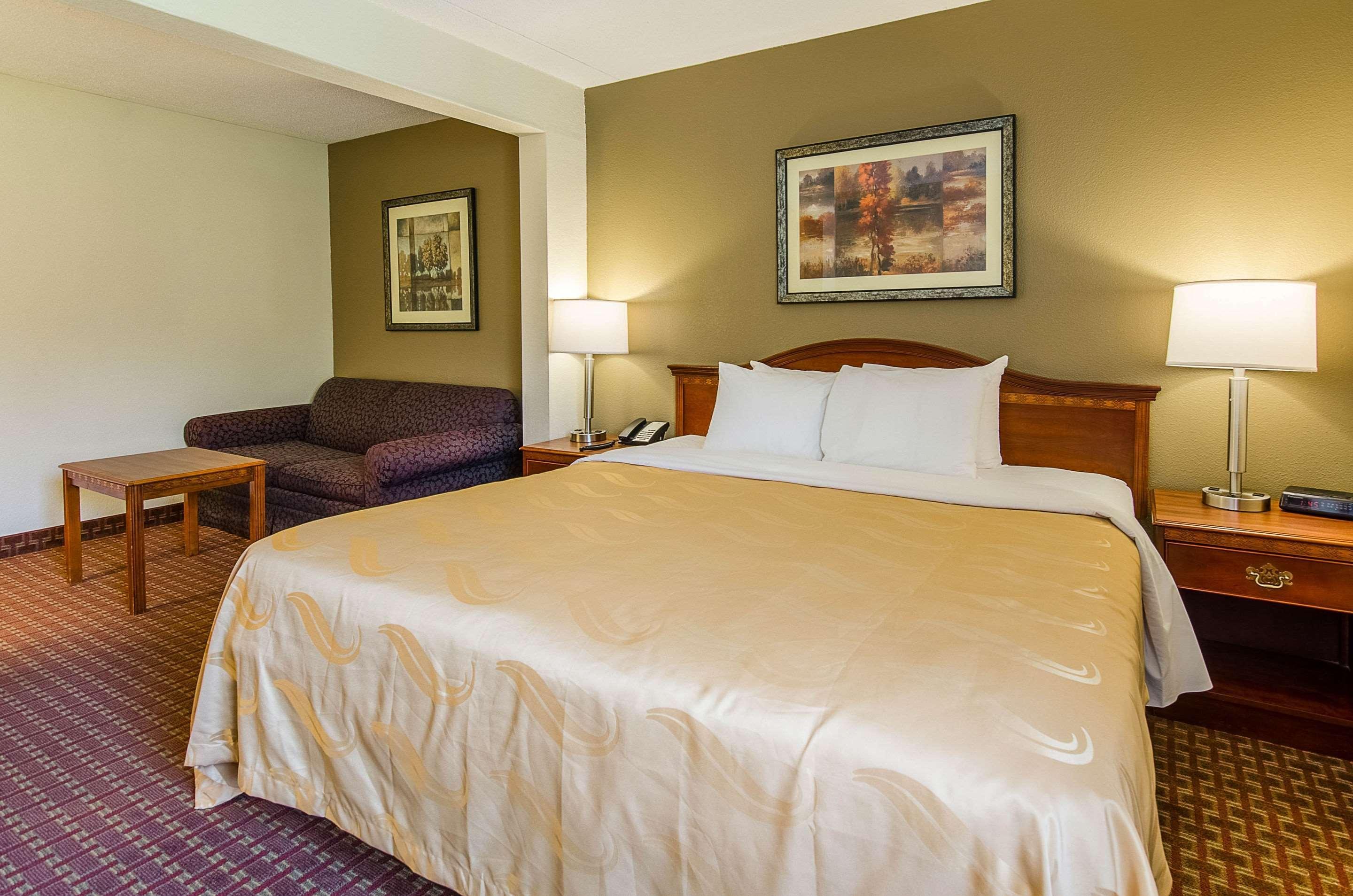 Quality Inn & Suites Lexington Near I-64 And I-81 Timber Ridge Екстер'єр фото