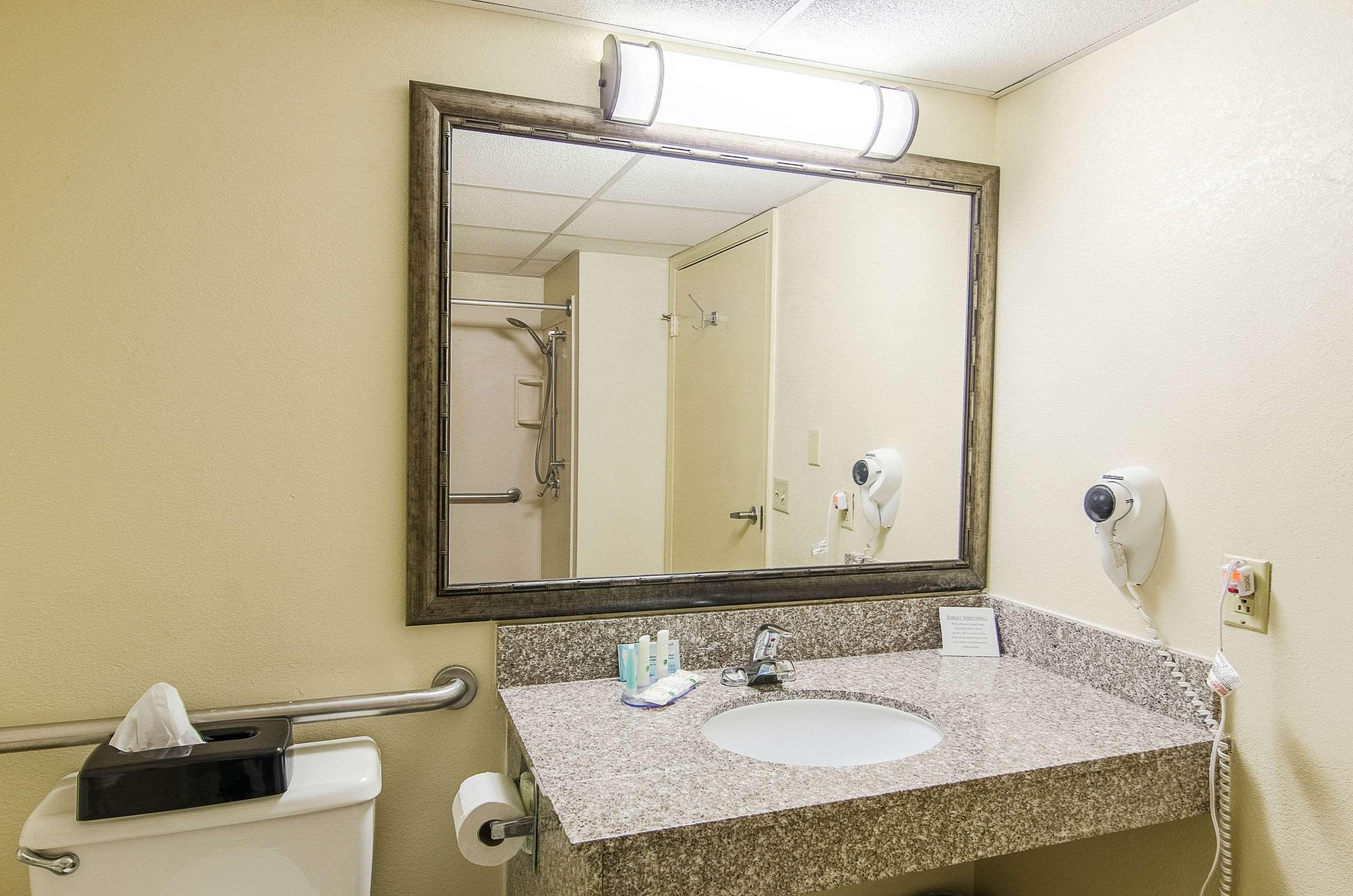Quality Inn & Suites Lexington Near I-64 And I-81 Timber Ridge Екстер'єр фото