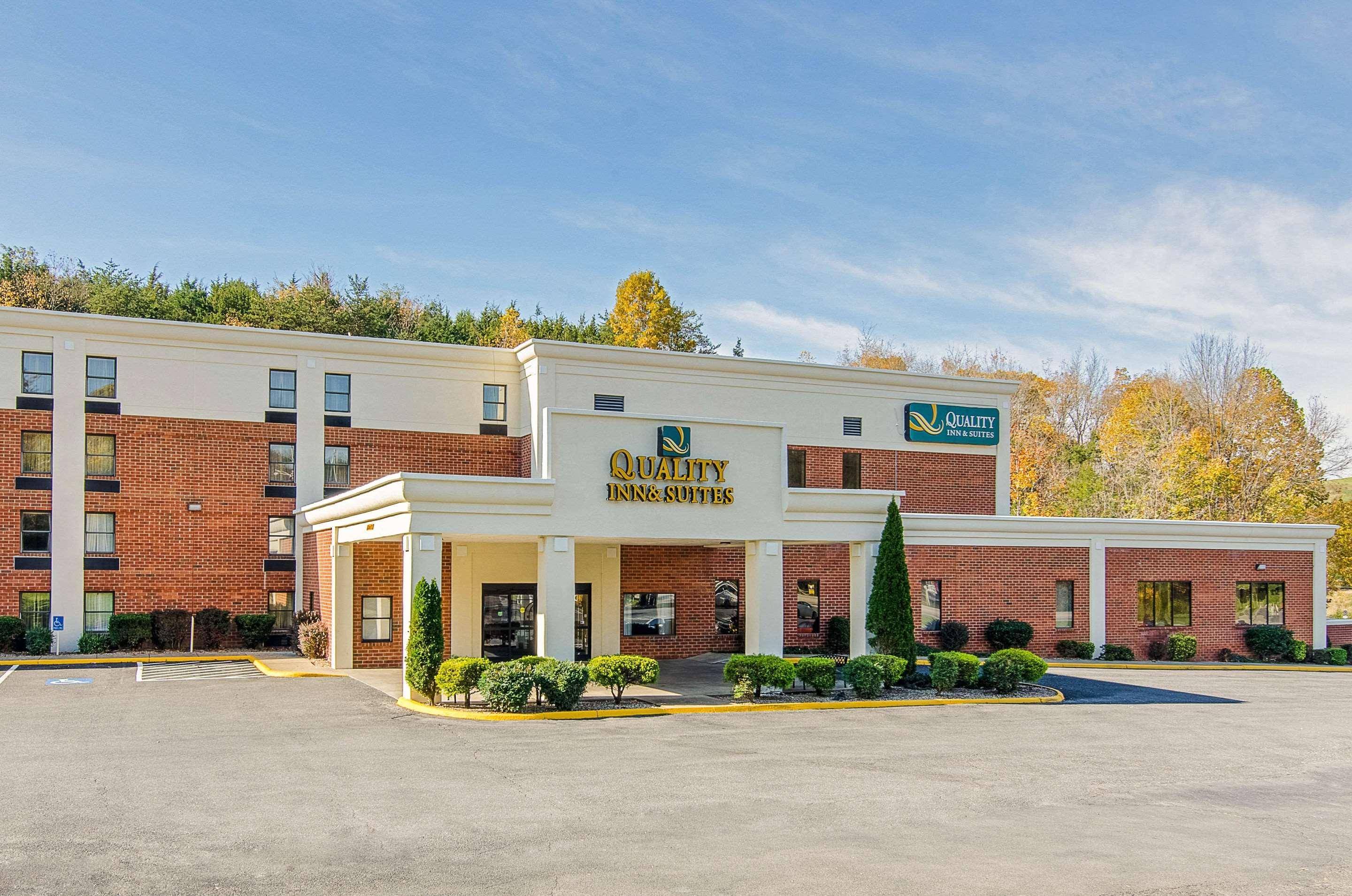 Quality Inn & Suites Lexington Near I-64 And I-81 Timber Ridge Екстер'єр фото
