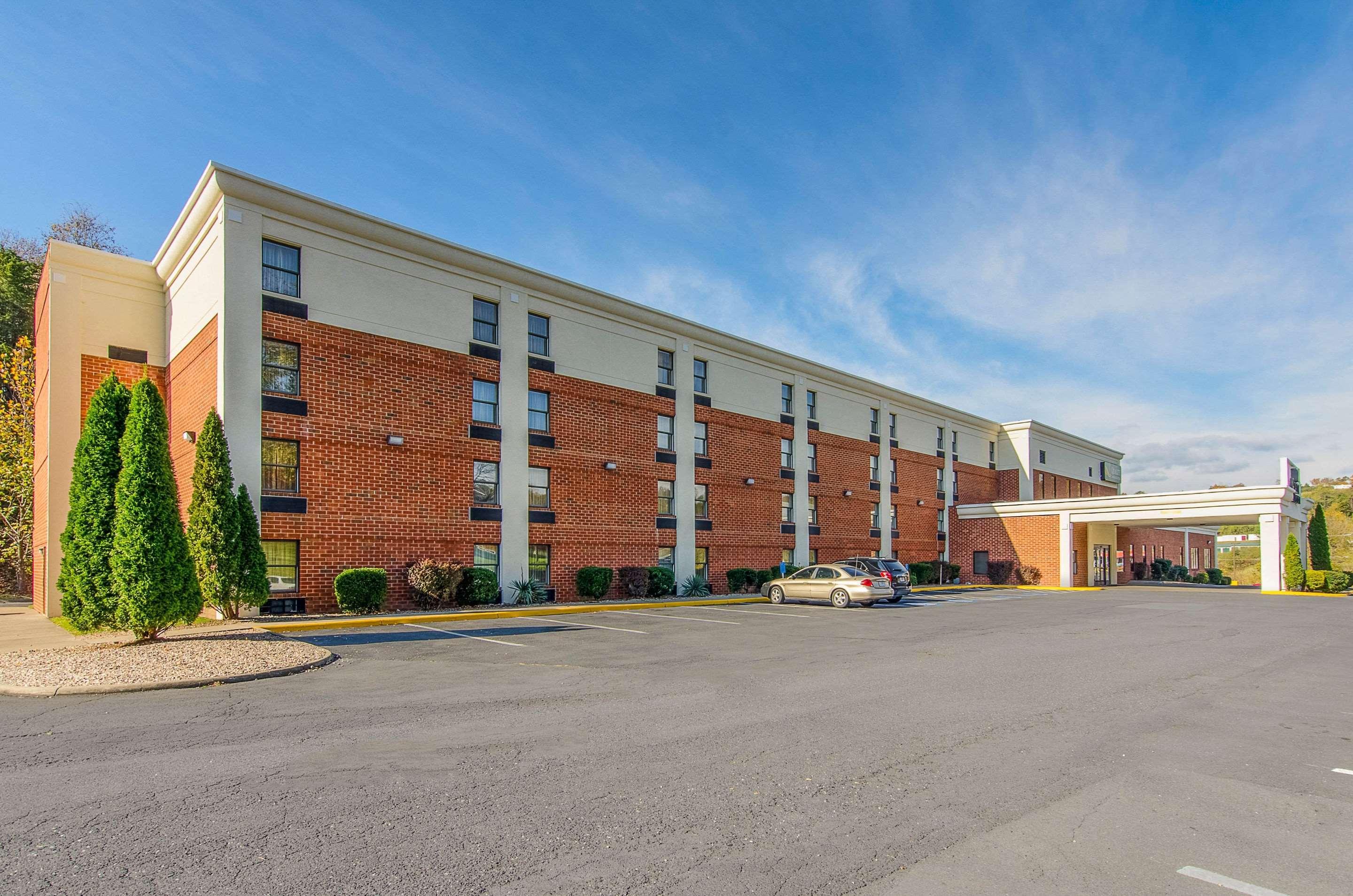 Quality Inn & Suites Lexington Near I-64 And I-81 Timber Ridge Екстер'єр фото