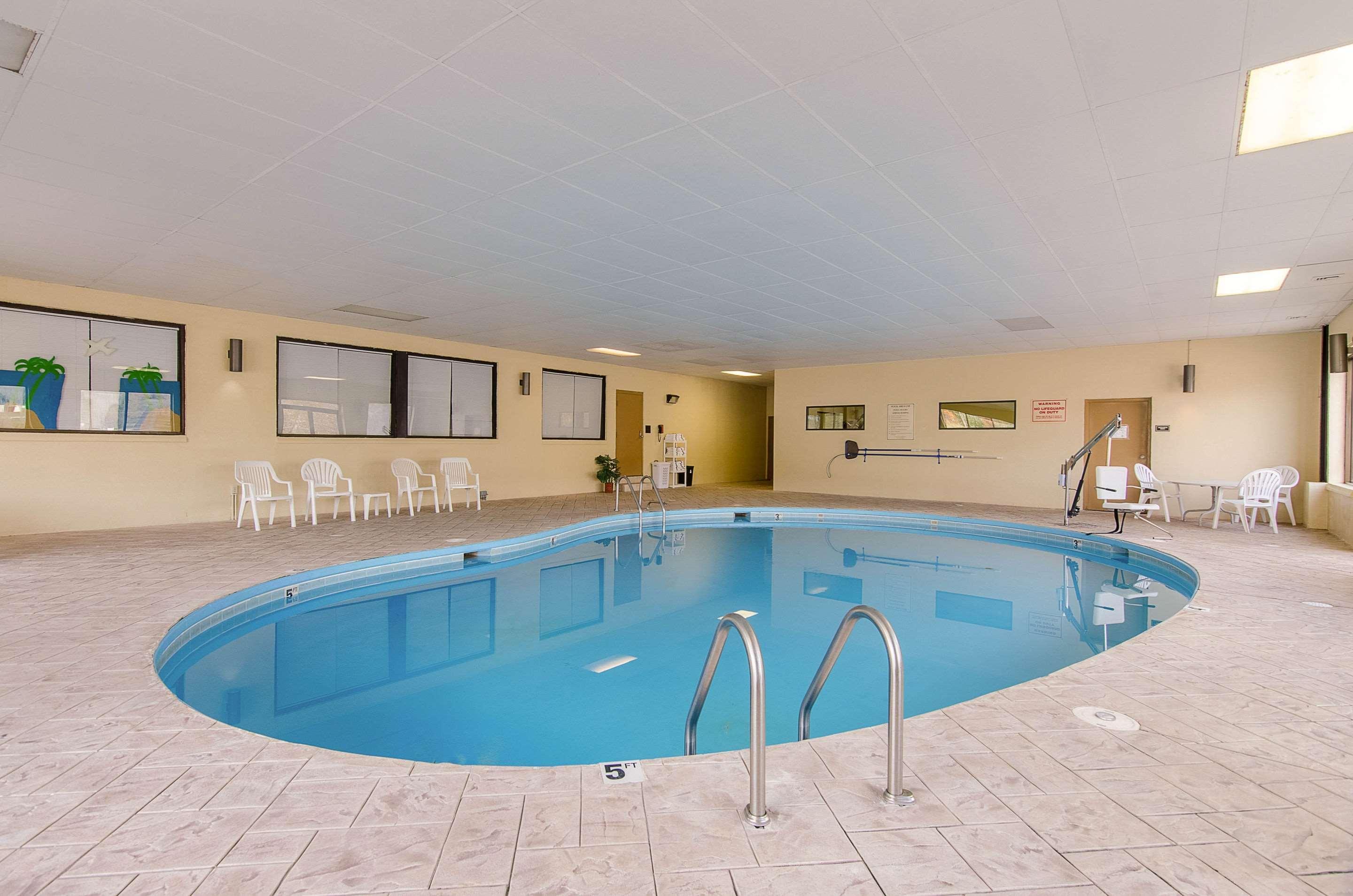Quality Inn & Suites Lexington Near I-64 And I-81 Timber Ridge Екстер'єр фото