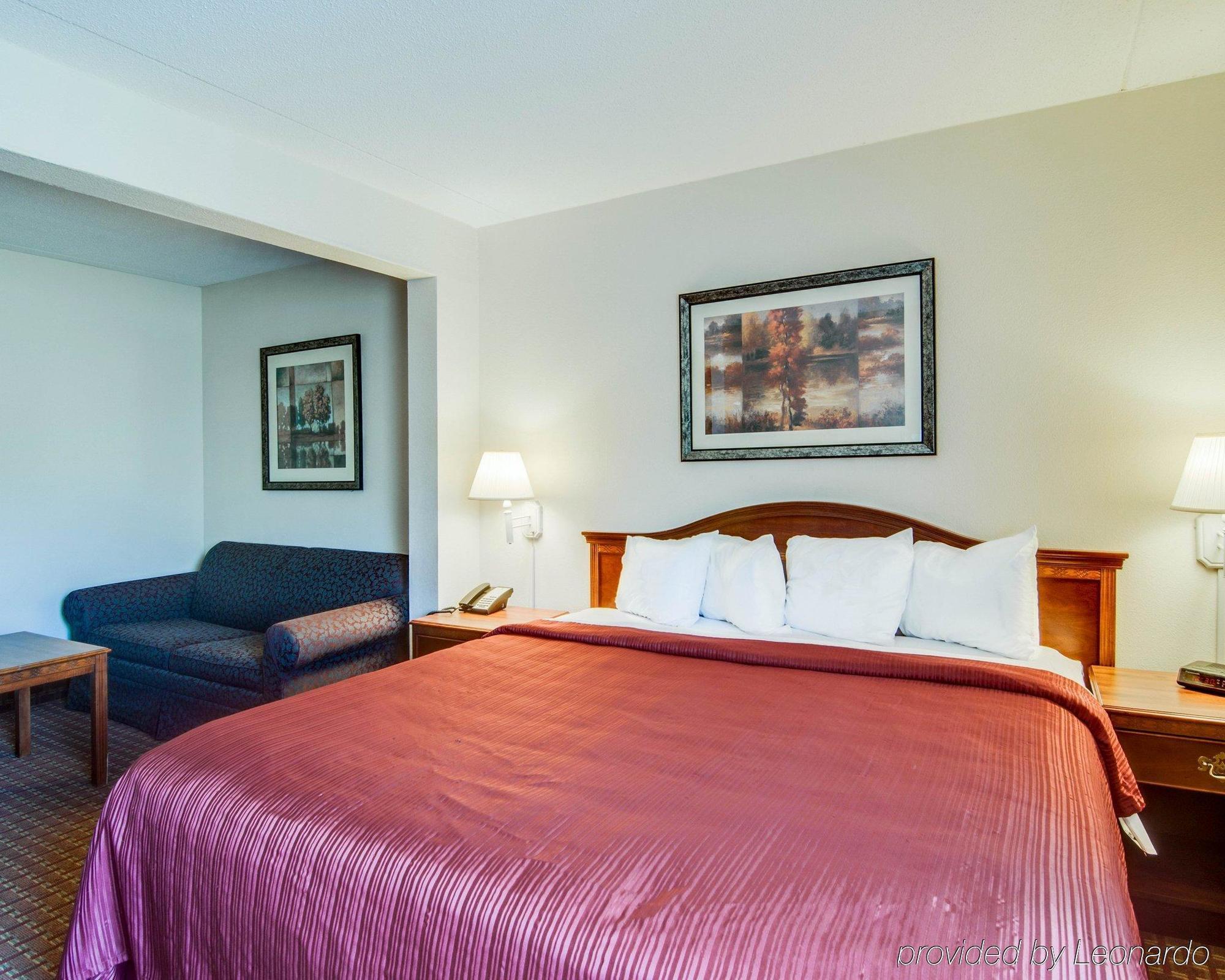 Quality Inn & Suites Lexington Near I-64 And I-81 Timber Ridge Екстер'єр фото