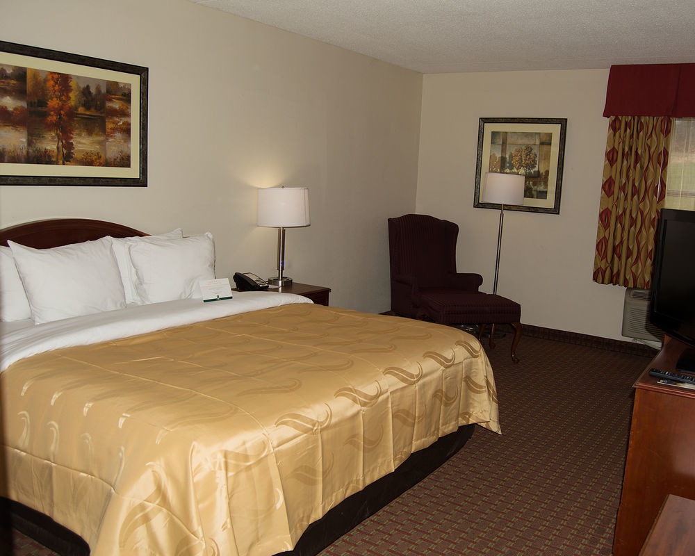 Quality Inn & Suites Lexington Near I-64 And I-81 Timber Ridge Екстер'єр фото